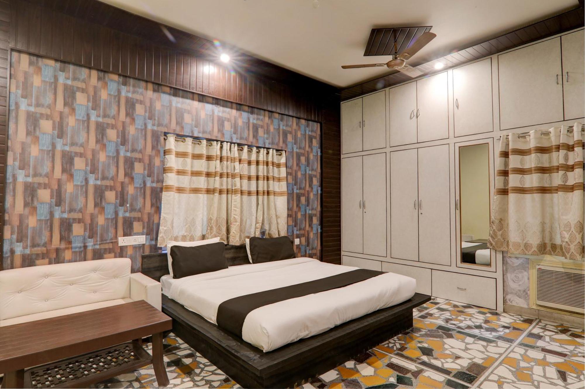 ורנאסי Hotel O Flagship Adbhut Moment Hotel מראה חיצוני תמונה