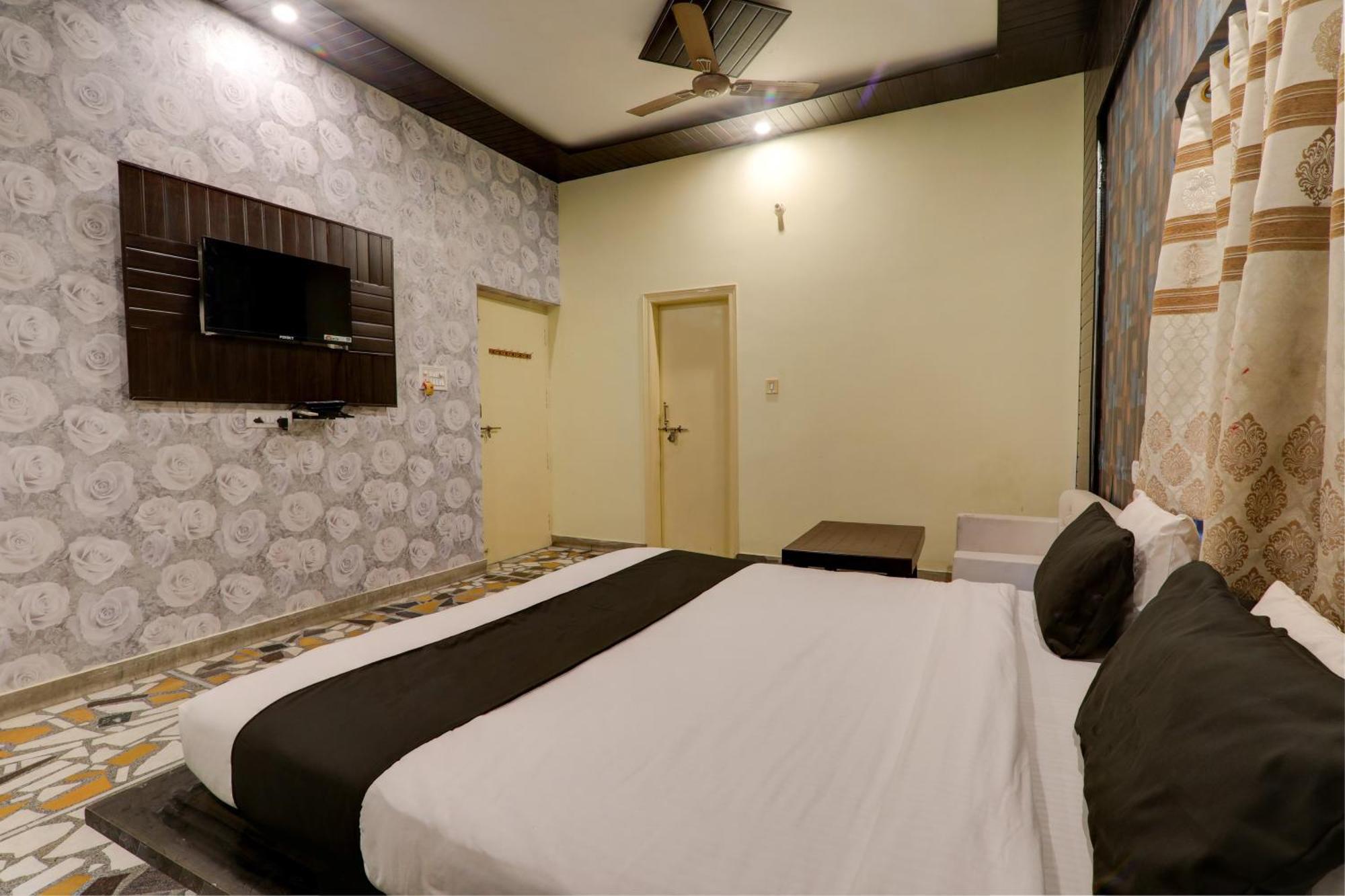 ורנאסי Hotel O Flagship Adbhut Moment Hotel מראה חיצוני תמונה